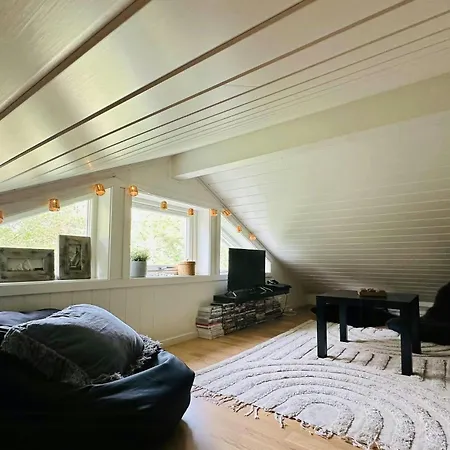 Modern With A Short Walk To The Sea * Skjærhollen