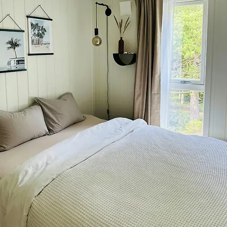 Modern With A Short Walk To The Sea Semesterbostad *