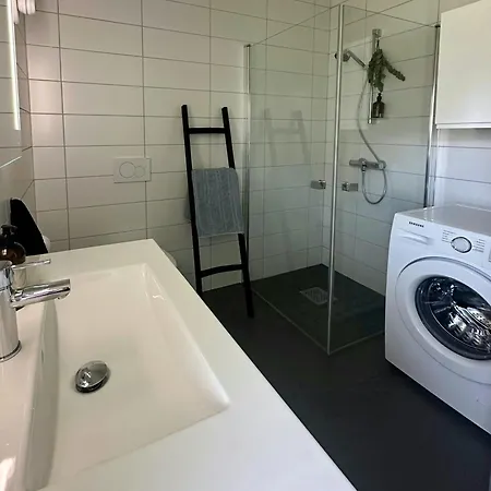 Modern With A Short Walk To The Sea * Skjærhollen