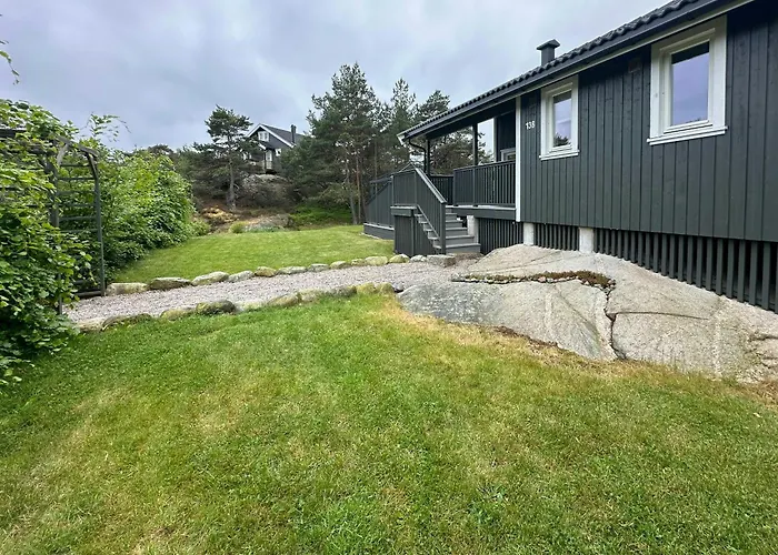 Modern With A Short Walk To The Sea 別荘 Skjærhollen